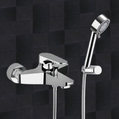 Bath Shower Mixer With Hand Shower and Shower Bracket